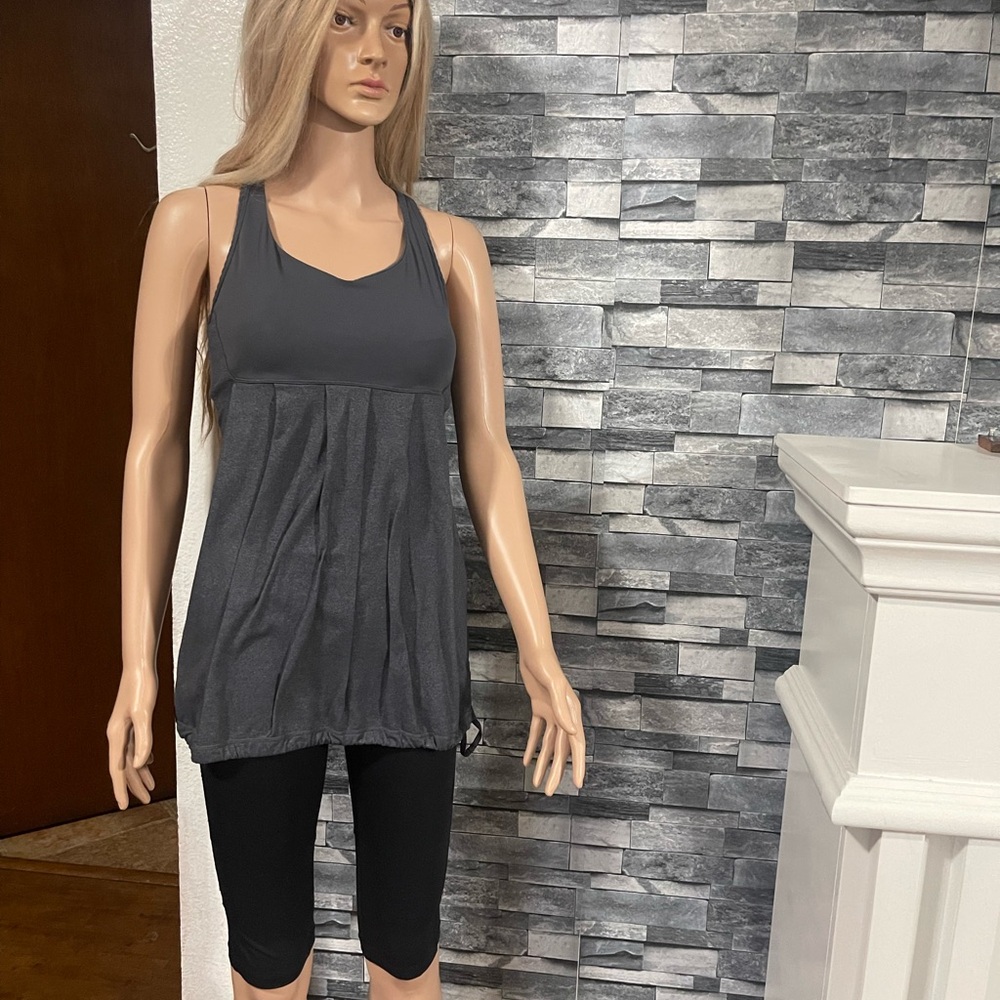 Lululemon"Power Technique Tank - Picture 3 of 16